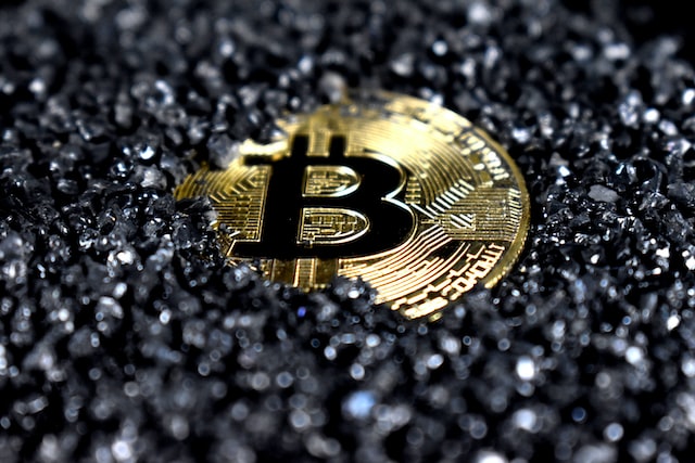 youbi交易所的交易手续费是多少？youbi支持哪些数字货币？