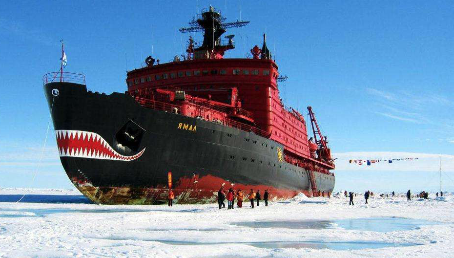 俄罗斯船厂已走向衰落？其实我们都被骗了，3万吨核巨兽正式出海
